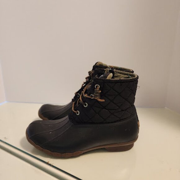 Sperry Women's Saltwater Black Quilted Duck Boots - Picture 4 of 7
